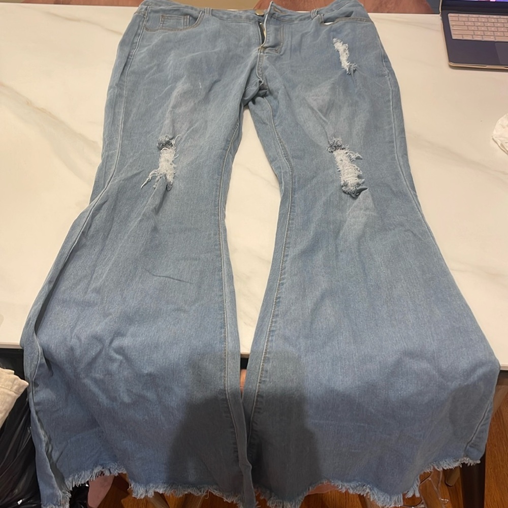 Boot cut jeans